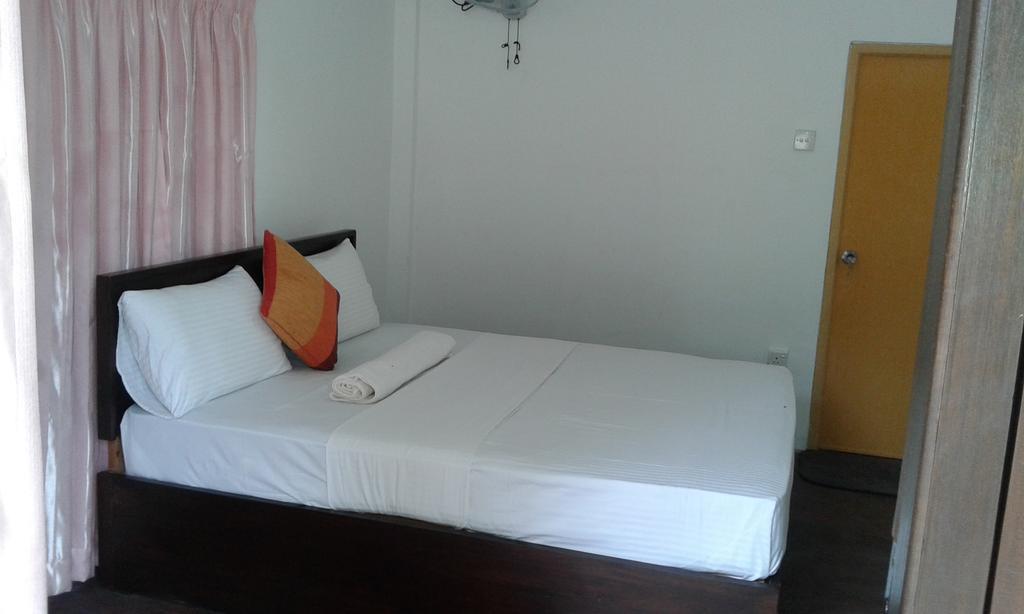 Sigiriya River Side Resort Rum bild
