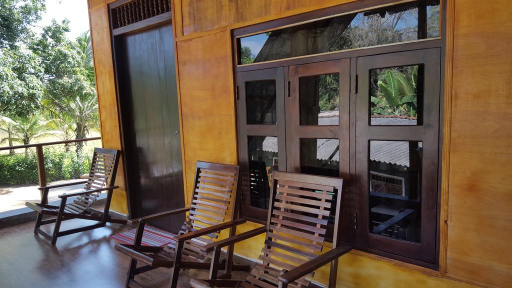 Sigiriya River Side Resort Exteriör bild