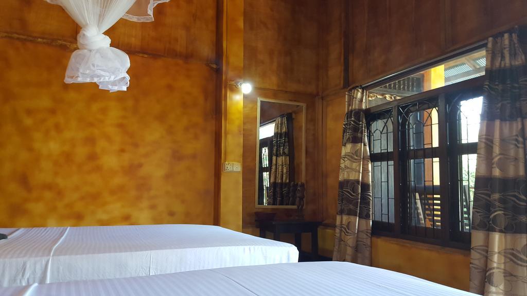 Sigiriya River Side Resort Exteriör bild
