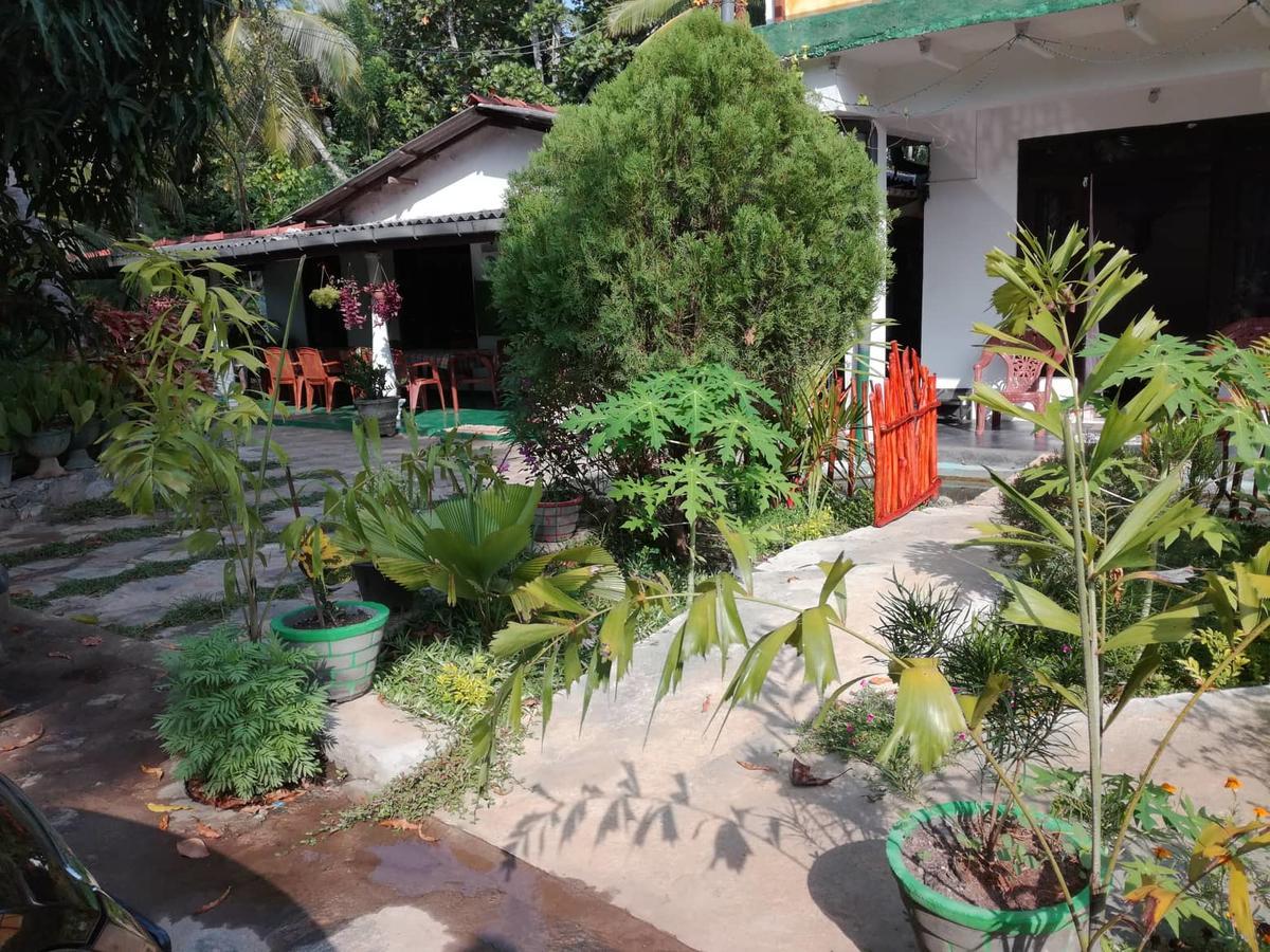 Riverside Lal Homestay Sigiriya Exteriör bild